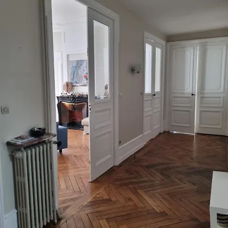 Grande A Saint-etienne Centre Homestay